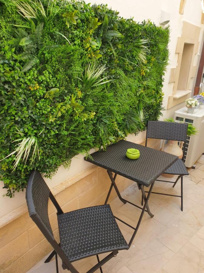 A Casa Di Frida Hotel Lecce Luaran gambar